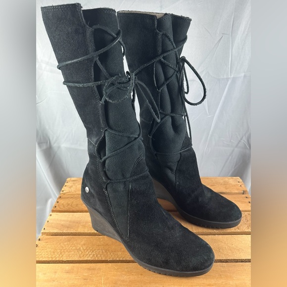 UGG Shoes - UGG women’s black suede sheepskin mid calf wedge boots size 9